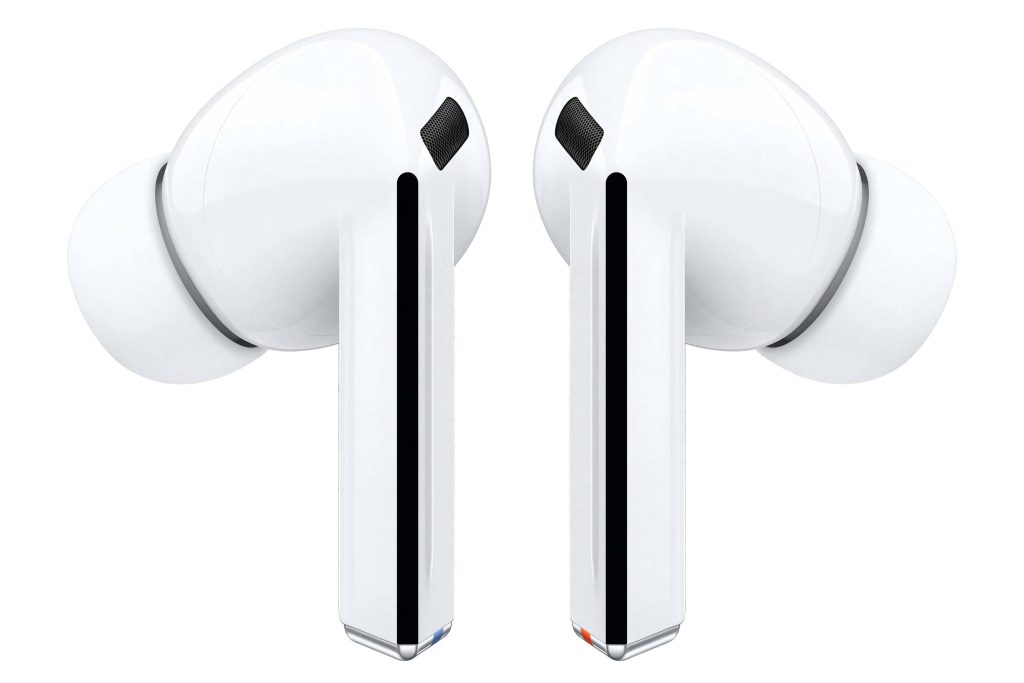 ایرپاد طرح سامسونگ GALAXY مدل BUDS 3 PRO کیفیت +A با طراحی مشابه مدل اصلی، کیفیت صدای قابل قبول، اتصال سریع بلوتوث و قیمت مناسب، انتخابی ایده‌آل برای استفاده روزمره و مکالمه است.